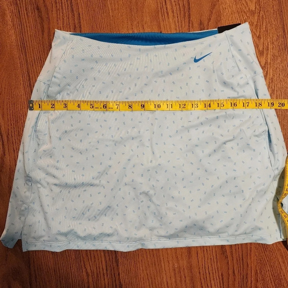 NWT Nike Golf Skirt Skort Size Medium Women's Dri-Fit UV Victory Printed Blue - Picture 9 of 13